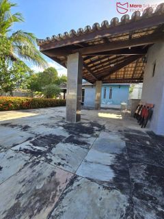 oportunidade no Hortovillas! Se você procura um imóvel espaçoso, com potencial para investimento e localizado em um dos condomínios mais luxuosos de Lauro de Freitas.