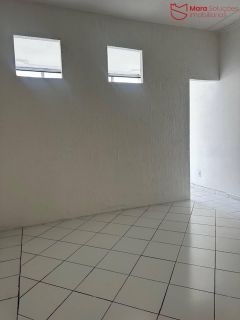 Apartamento para locação – Avenida Carlos Gomes.