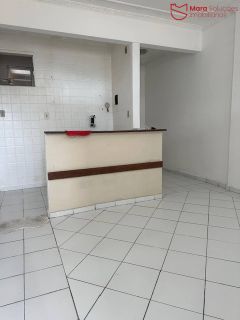 Apartamento para locação – Avenida Carlos Gomes.
