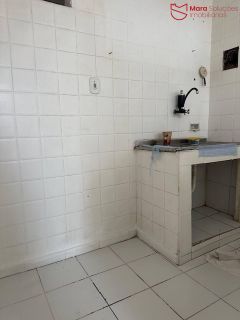 Apartamento para locação – Avenida Carlos Gomes.