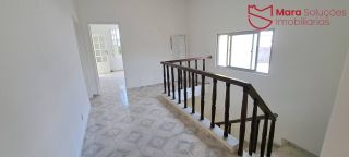 Casa ampla com dois pavimentos 6/4 para aluguel no Rio Vermelho.