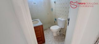 Casa ampla com dois pavimentos 6/4 para aluguel no Rio Vermelho.