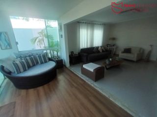 Casa duplex em Alphaville Litoral Norte.