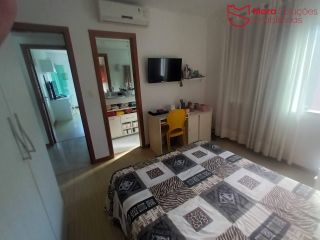 Casa duplex em Alphaville Litoral Norte.