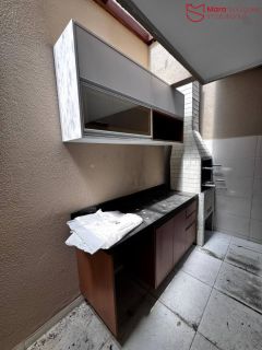 Casa à venda em Ipitanga – condomínio fechado.