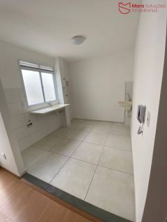 Apartamento 2/4 em Condomínio Bem Localizado – Conforto e Praticidade!