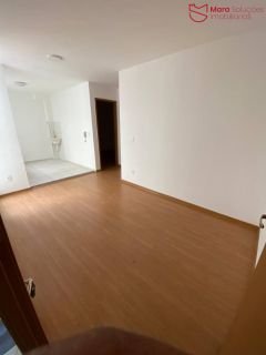 Apartamento 2/4 em Condomínio Bem Localizado – Conforto e Praticidade!