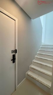 Cobertura 3/4 Semi Mobiliada em Localização Privilegiada – Buraquinho.