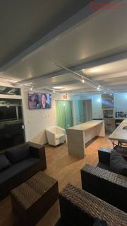 Cobertura 3/4 Semi Mobiliada em Localização Privilegiada – Buraquinho.