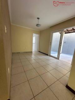 LOCAÇÃO NO COND. VILAS BOSQUE LAURO DE FREITAS PRÓXIMO PARQUE SHOPPING.