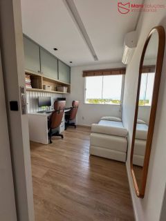 Apartamento Porteira Fechada em Vilas do Atlântico.
