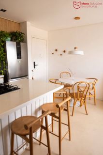 Apartamento Porteira Fechada em Vilas do Atlântico.