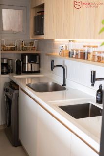 Apartamento Porteira Fechada em Vilas do Atlântico.