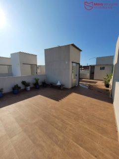 Triplex com 3 suítes em rua pública em Ipitanga.