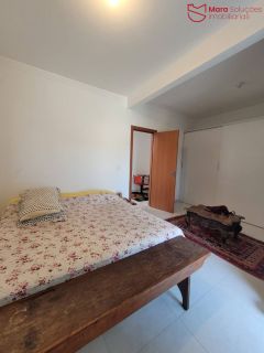 Triplex com 3 suítes em rua pública em Ipitanga.