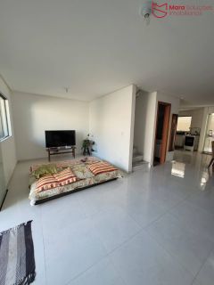 Triplex com 3 suítes em rua pública em Ipitanga.