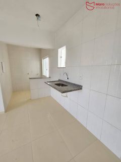 Apartamento em Ipitanga  com 2, 3/4  ou cobertura.