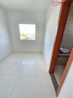 Apartamento em Ipitanga  com 2, 3/4  ou cobertura.