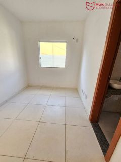 Apartamento em Ipitanga  com 2, 3/4  ou cobertura.
