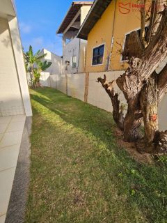 Apartamento em Ipitanga  com 2, 3/4  ou cobertura.