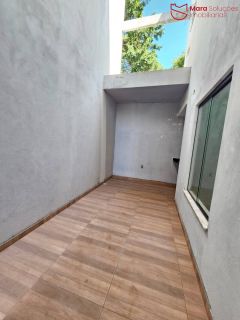 Casa em Pitangueiras  com 3 suites.