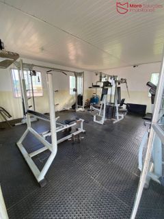 Apartamento térreo 2/4 com planejados em condomínio completo!