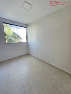 Casa Triplex em Condomínio na região de Pitangueiras.