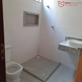 Casa nova dentro do Portão do Sol em Buraquinho.