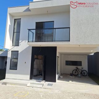 Casa nova dentro do Portão do Sol em Buraquinho.