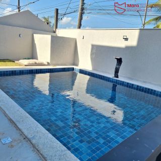 Casa nova dentro do Portão do Sol em Buraquinho.