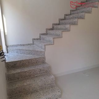 Casa nova dentro do Portão do Sol em Buraquinho.