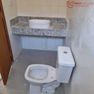 Casa nova dentro do Portão do Sol em Buraquinho.