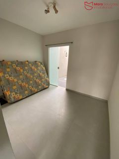 Viva com Estilo: Casa 2/4 com Suítes, Closet e Terraço Exclusivo.