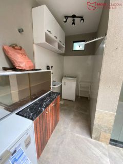 Viva com Estilo: Casa 2/4 com Suítes, Closet e Terraço Exclusivo.
