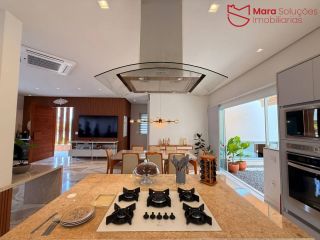 Casa Moderna no Alphaville Litoral Norte 1 – Venda e Locação.