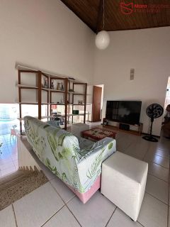 Casa alto padrão no cond. buacaville.