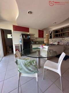 Casa alto padrão no cond. buacaville.