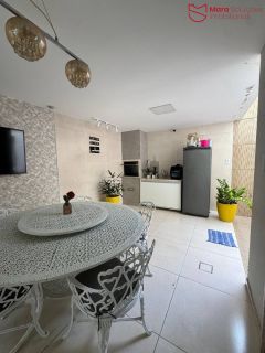 Casa para locação com 3 suítes na Avenida Amarílio Thiago.