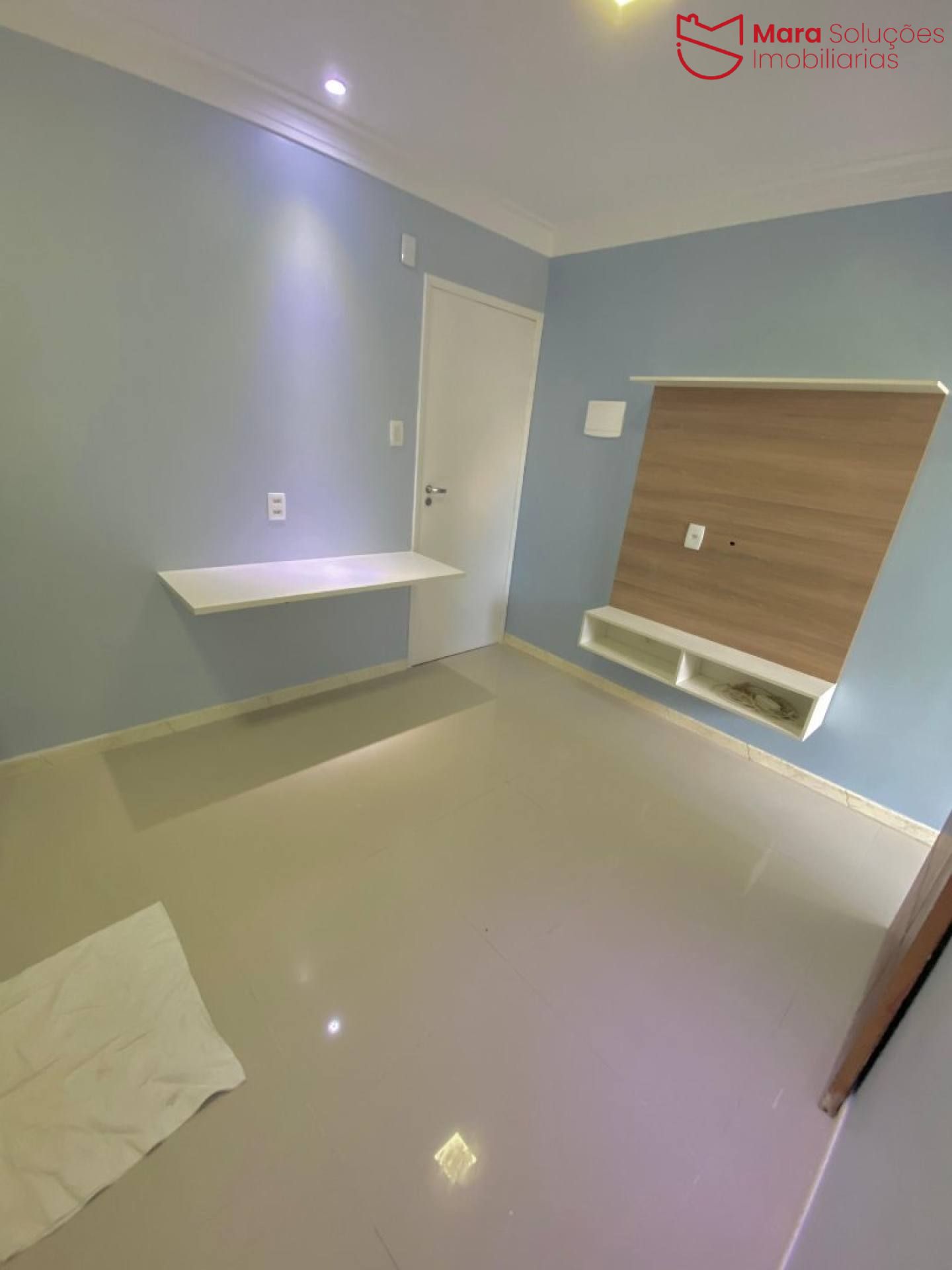 Studio Mobiliado em Buraquinho.