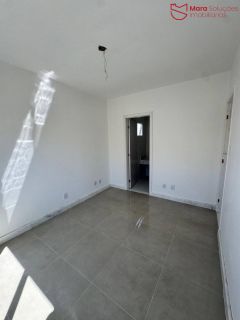 Condomínio de Casas na principal de Buraquinho.