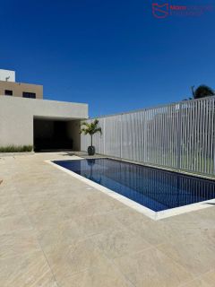 Condomínio de Casas na principal de Buraquinho.