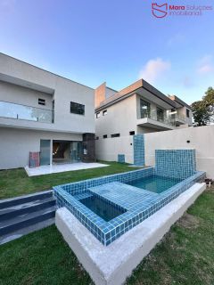 Vendo Casa de ALTO PADRÃO.