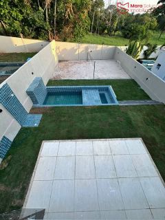 Vendo Casa de ALTO PADRÃO.