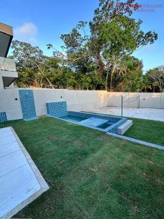 Vendo Casa de ALTO PADRÃO.