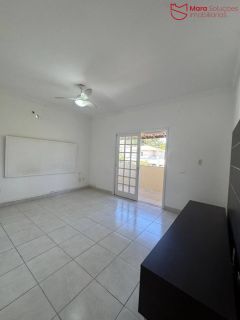 Excelente casa para locação em Buraquinho – Condomínio Intervillas