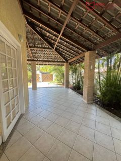 Excelente casa para locação em Buraquinho – Condomínio Intervillas