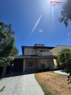 Excelente casa para locação em Buraquinho – Condomínio Intervillas