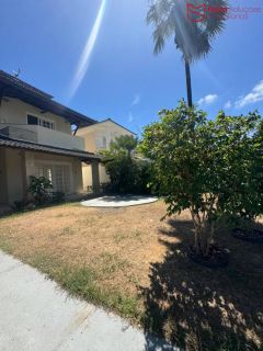 Excelente casa para locação em Buraquinho – Condomínio Intervillas