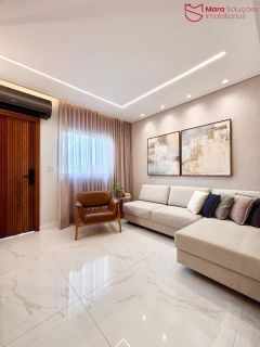 Belíssima casa duplex, nova, nascente, 4/4 e alto padrão de acabamento, em condomínio fechado!