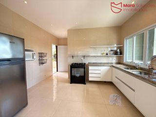 Casa de Alto Padrão à Venda – Alphaville Litoral Norte 2